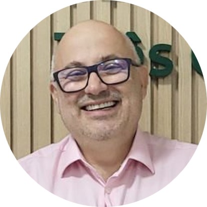 Dr. Wesley Semboloni Bitencourt